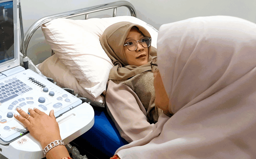expectant mother receiving an ultrasound examination