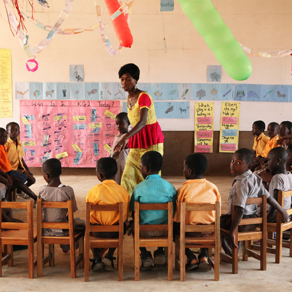 In close collaboration with the Ghana Education Service (GES), the Sabre Charitable Trust's Brighter Futures Programme aims to improve the future of poor and marginalized young children in rural Ghana by building innovative learning environments (Building Better Schools) and providing Transformational Teacher Training.